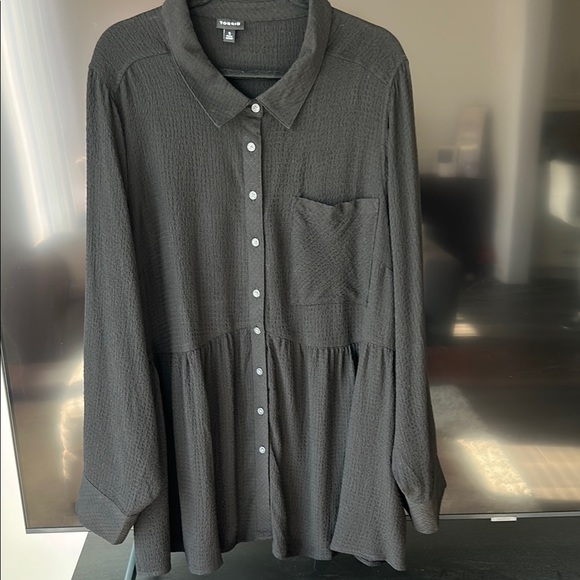 Torrid Peplum Crinkle Flannel Gauze Button Up Top Size 5 - Picture 3 of 11